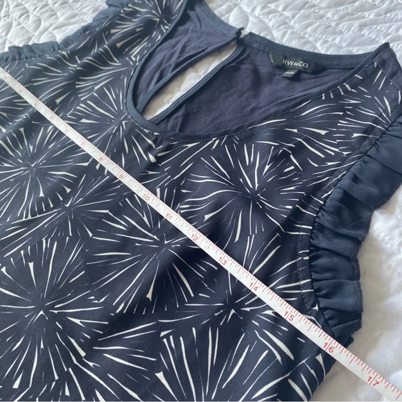 RW&Co Navy Patterned Top - Picture 4 of 6
